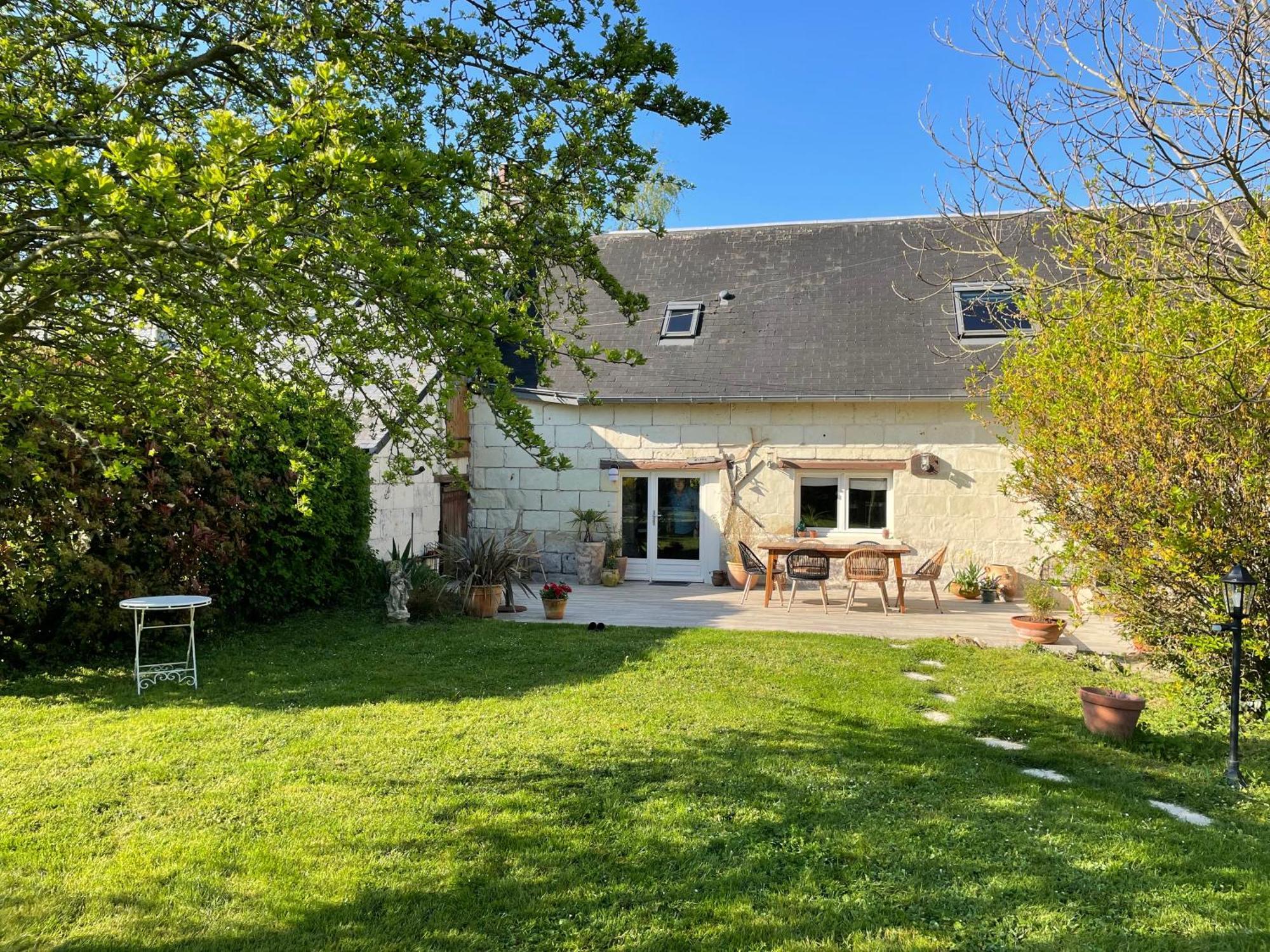 Chambres D Hotes Avec Piscine Et Spa La Foliere Saumur Villebernier Екстериор снимка