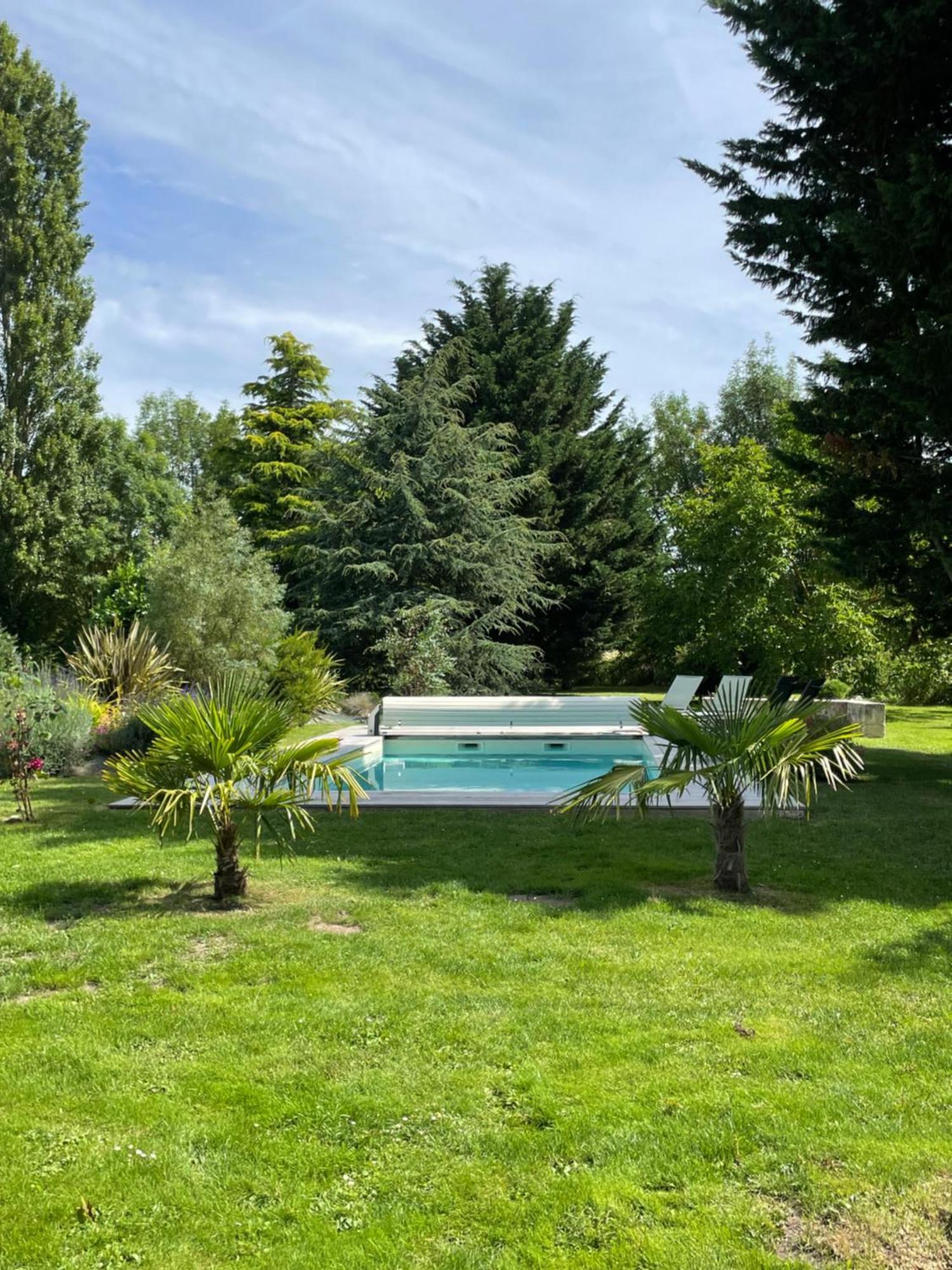 Chambres D Hotes Avec Piscine Et Spa La Foliere Saumur Villebernier Екстериор снимка
